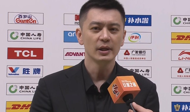 球王会官网-杨鸣：赵继伟最后稳定了军心；辽篮方方面面都有问题先顶过困难期
