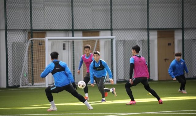 球王会在线娱乐-大连人新赛季求稳 外援陆续归队新帅将在近日官宣