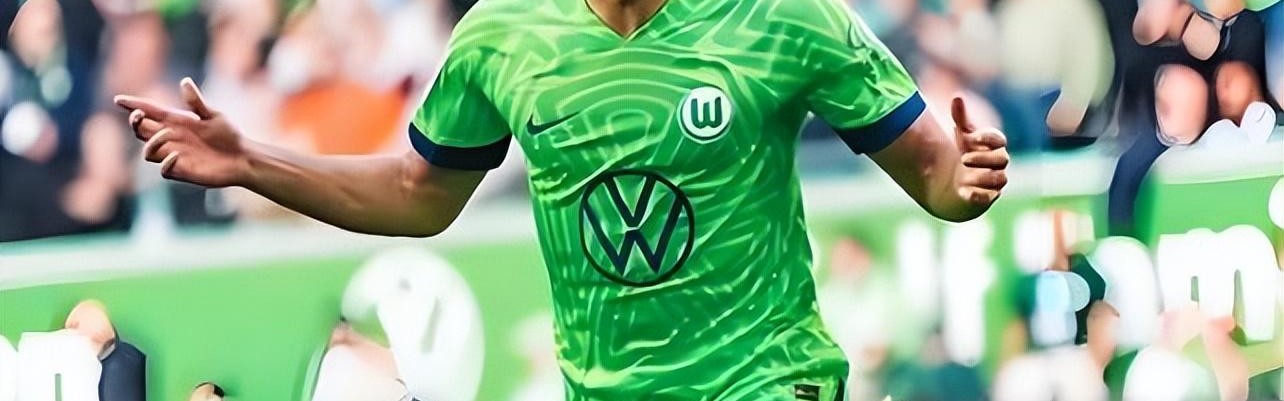 刘建业刚出任重庆铜梁龙主帅，就收到一份惊喜大礼，向余望爆发